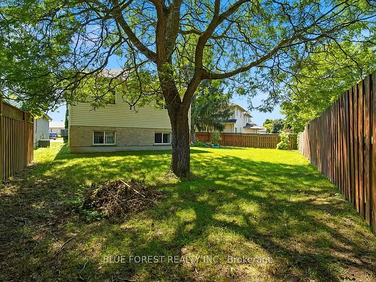 1406 Aspenridge Cres — Photo 49