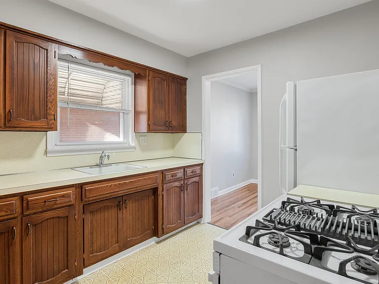 357 Emmons Blvd — Photo 23
