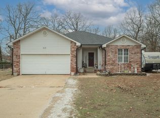 212 Rocky Ln, Carl Junction, MO 64834