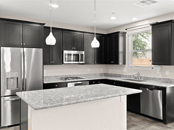 3rd image of 6345 Amelia Ridge Ave