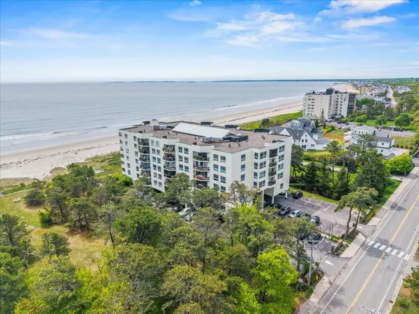 215 E Grand Avenue #404, Old Orchard Beach, ME 04064