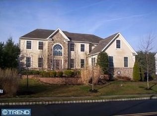 1 Surrey Ct, Mount Laurel, NJ 08054