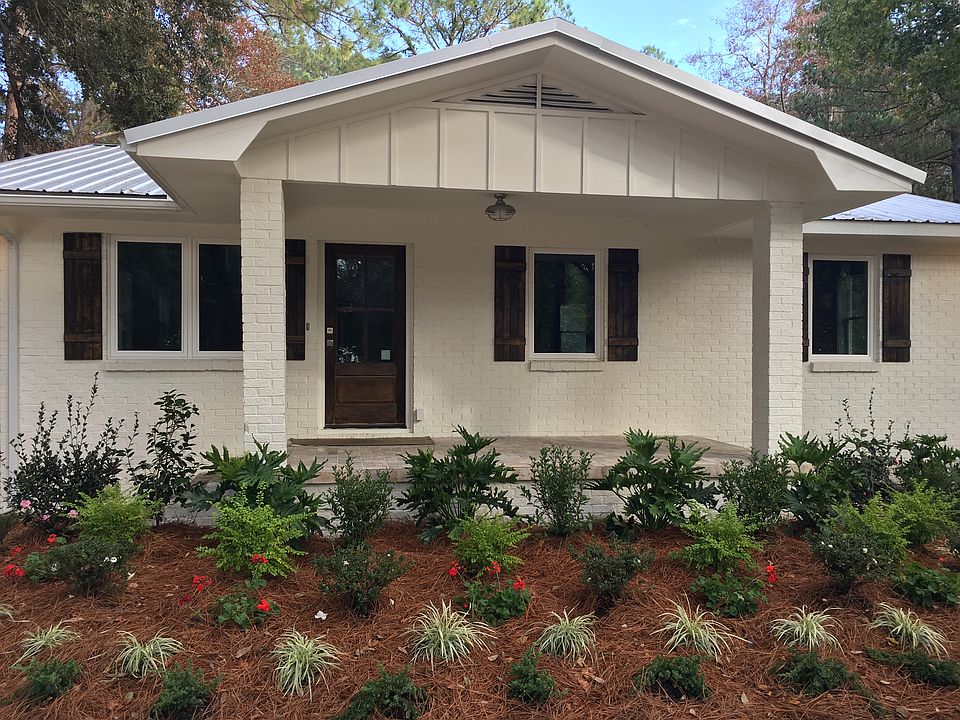 Totally renovated cottage 