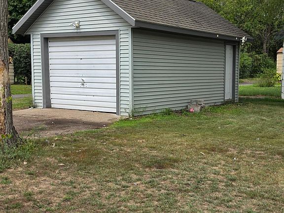 2nd image of 53 20th Ave S