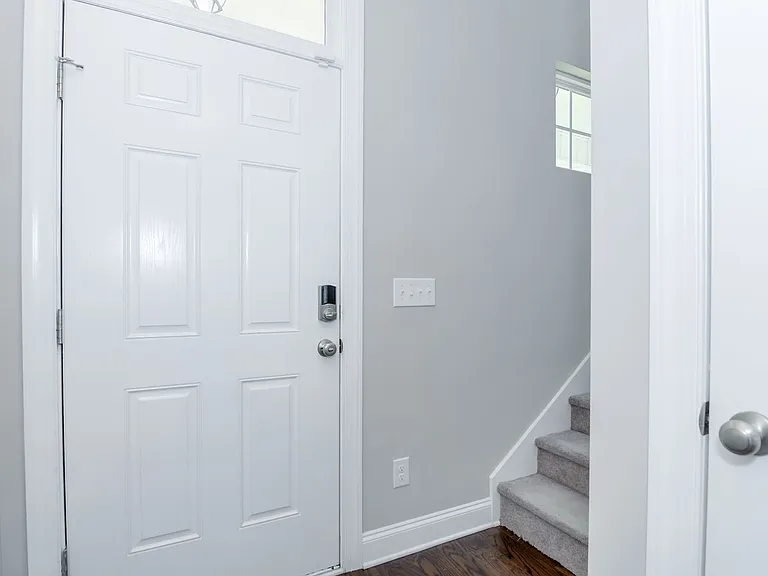 1247 Cobblefield Dr — Photo 5