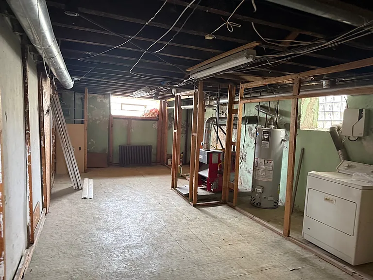 2350 Ripley St — Photo 10