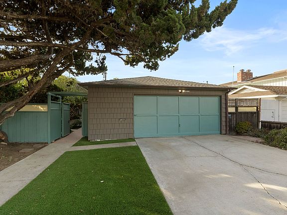 2nd image of 8490 La Jolla Shores Dr