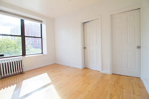 Rented by City Connections Realty | media 10