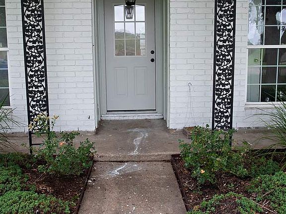 3rd image of 9240 Landis Dr