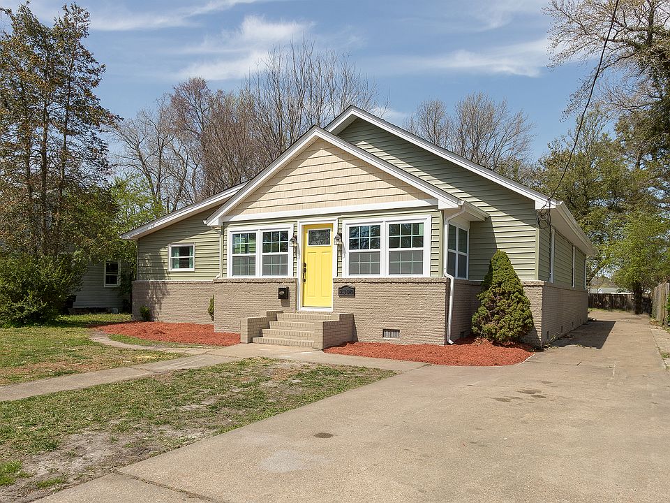 1st image of 2308 Greenwood Dr