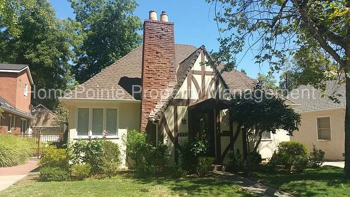 2713 22nd St photo 1