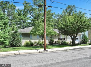 1838 S 2nd Ave, Pottsville, PA 17901