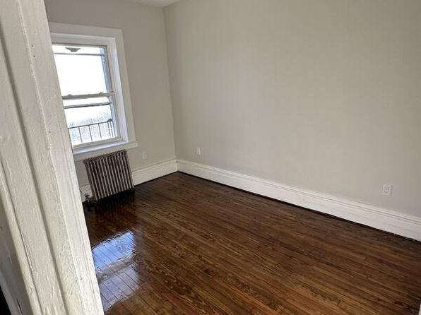 115 N 5th Ave APT 2