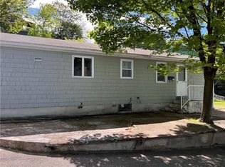 30 Japonica St, Pawtucket, RI 02860
