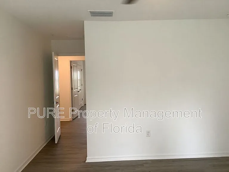 339 NE Sanchez Ave #111 — Photo 18