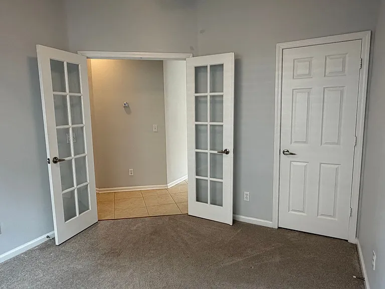 28 Darby Creek Ct — Photo 23