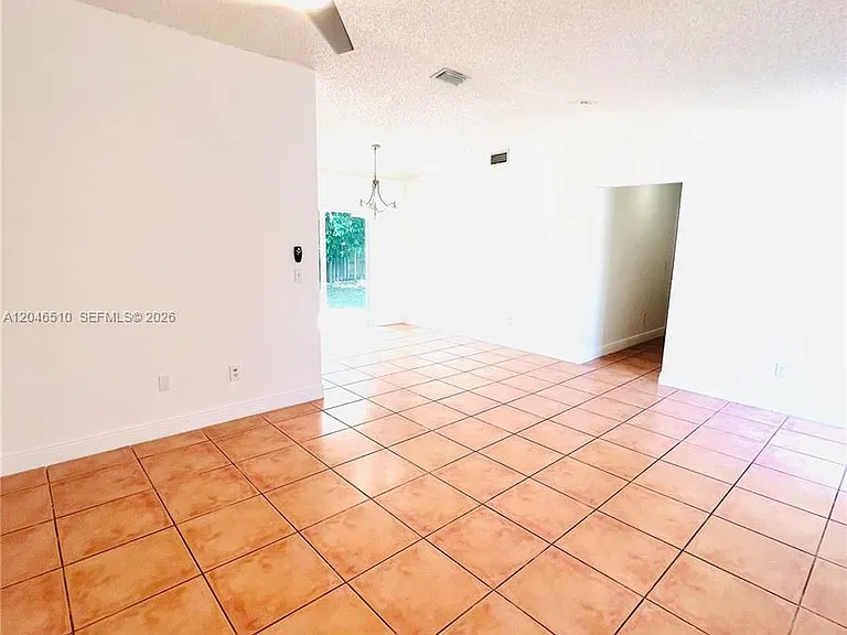 13065 SW 263rd Ter — Photo 4
