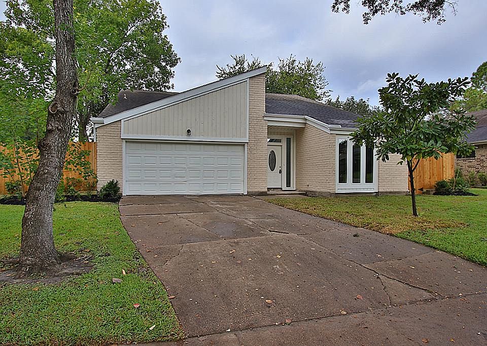 1st image of 1638 Ainsdale Dr