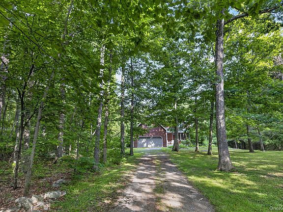 3rd image of 541 E Mountain Road N