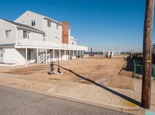 733 W Poplar Ave, West Wildwood, NJ 08260