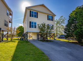 4019 Marina Townes Dr #1, New Bern, NC 28560