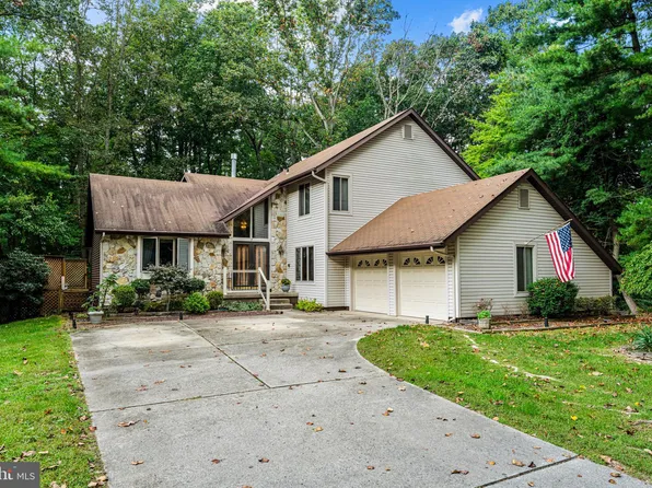 7 Elizabeth Ct, Sewell, NJ 08080