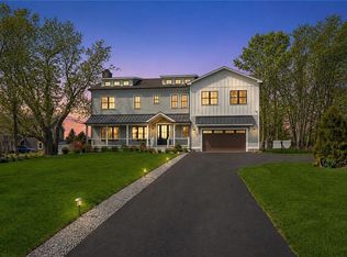 980 Green End Ave, Middletown, RI 02842
