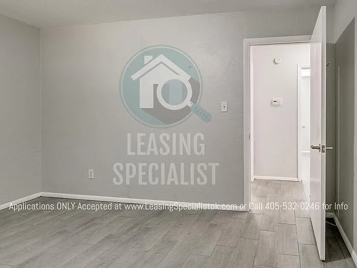 1025 Parsons St — Photo 21