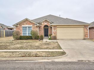 2417 Lone Oak Dr, Norman, OK 73071