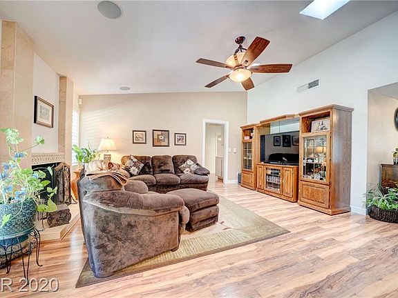 5th image of 3938 Almondwood Dr