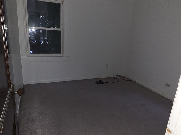 4th image of 1404 Spring Rd #Up