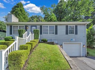 3515 Yellow Mountain Rd SE, Roanoke, VA 24014