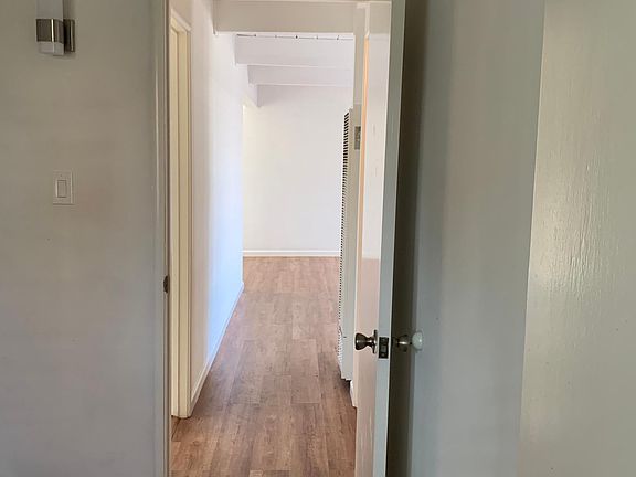 2nd image of 2 Coleman Pl
