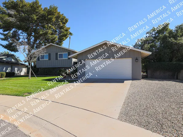 8613 E Clarendon Ave, Scottsdale, AZ 85251
