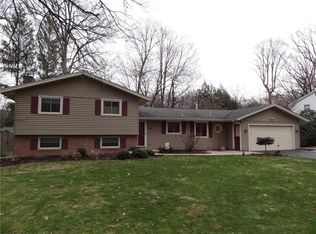 16 Kimberly Rd, Pittsford, NY 14534