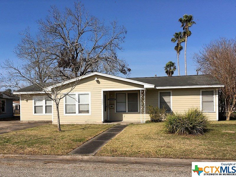 1st image of 2302 E Mimosa Ave