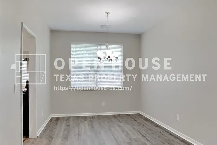 22923 Rainbow Bend Ln — Photo 7