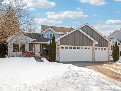 6339 Deerwood Ln, Lino Lakes, MN, 55014