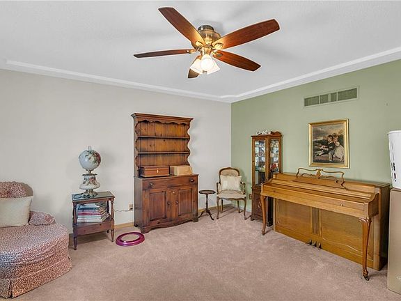 4th image of 4713 Ballentine St