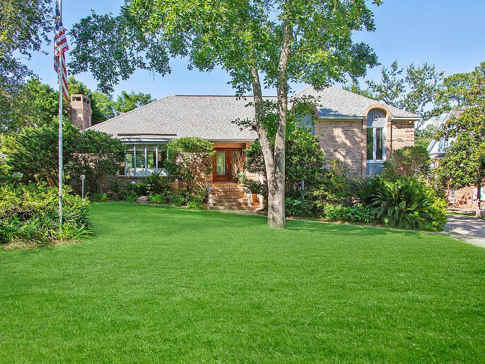 1st image of 14020 Puerto Dr