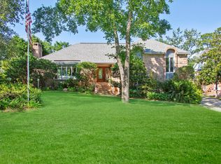 14020 Puerto Dr, Ocean Springs, MS 39564