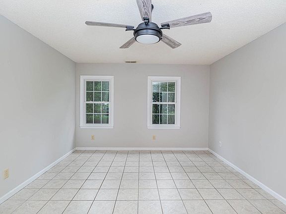 3rd image of 2406 Caswell Ct