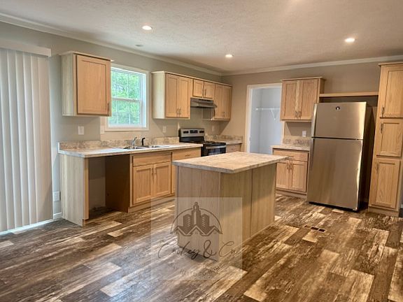 5th image of 73 Maple Tree Ln
