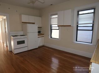 2254 N Southport Ave #2-A, Chicago, IL 60614