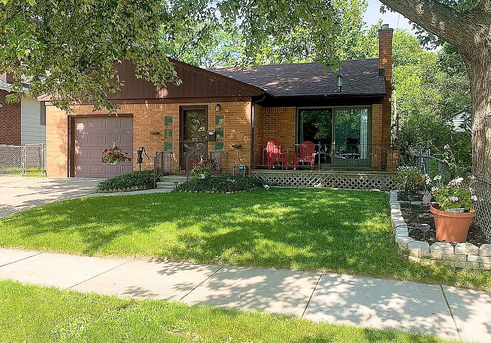 1st image of 407 Potter Ave