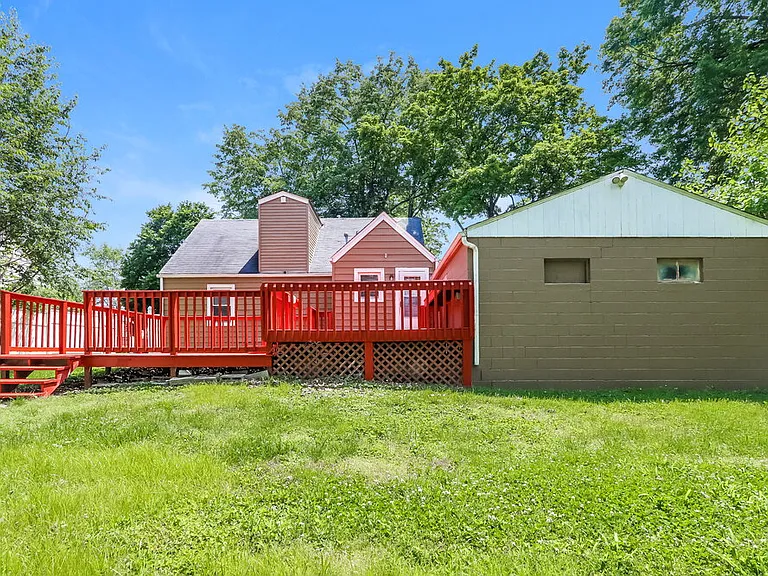 4712 Dohn Rd — Photo 17