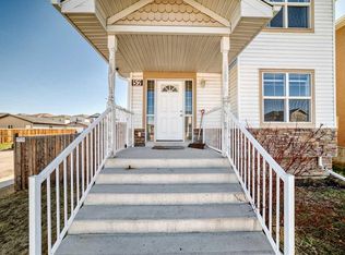 52 W Taralake St NE, Calgary, AB T3J 0J5
