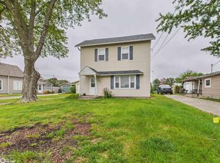 830 S 1st St, Oskaloosa, IA 52577