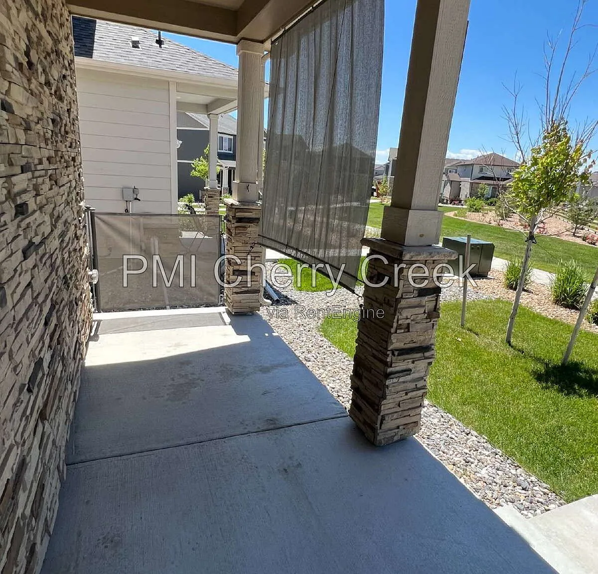 4 bed, 4.5 bath, 1882 sqft, $3,095 — Photo 2