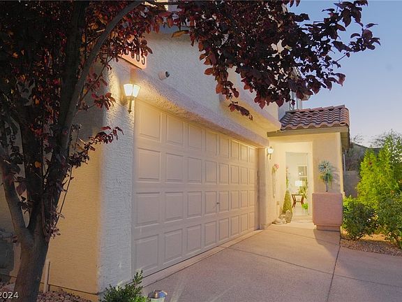 2nd image of 8885 Brindisi Park Ave